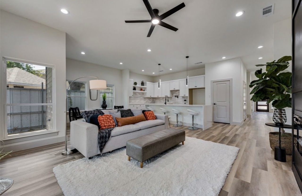 Denmark Street Residence - Image 6