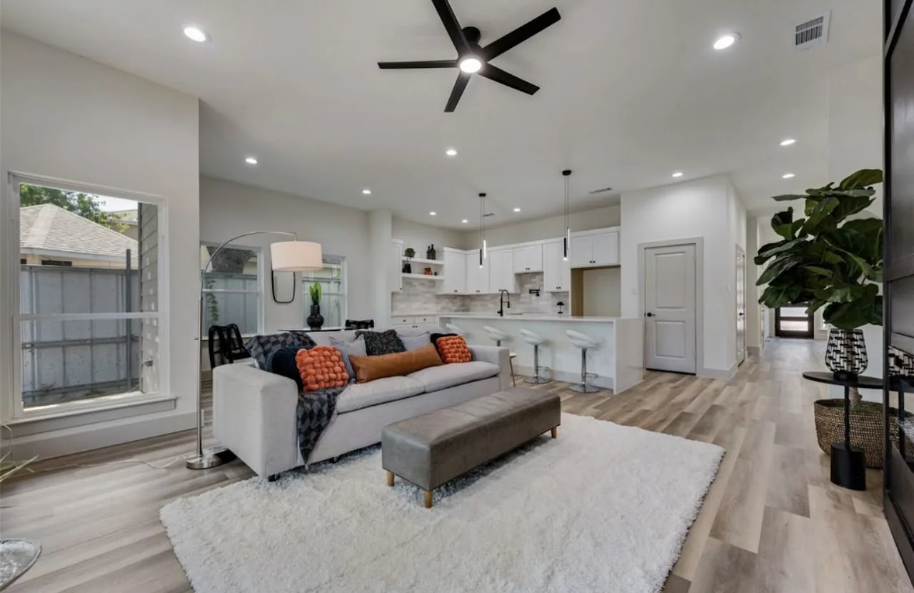 Denmark Street Residence - Image 6